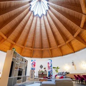 Dreamcation - Ehemalige Kirche&souterrain Wohnung, 3d-tour, Terrasse, Bbq, Kamin Apartment