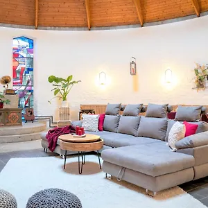 Dreamcation - Wohnen In Kirche, 3d-tour, Terrasse, Bbq, Küche, Kamin, 180qm Apartment