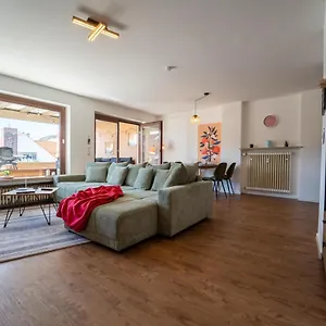 J & K Apartment