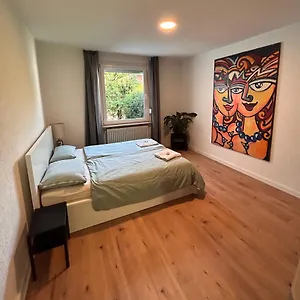 Ferienhaus Art House /15 Min. Duesseldorf Messe,airport &