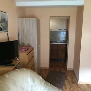 Ferienhaus Attraktives Häuschen Glogauer